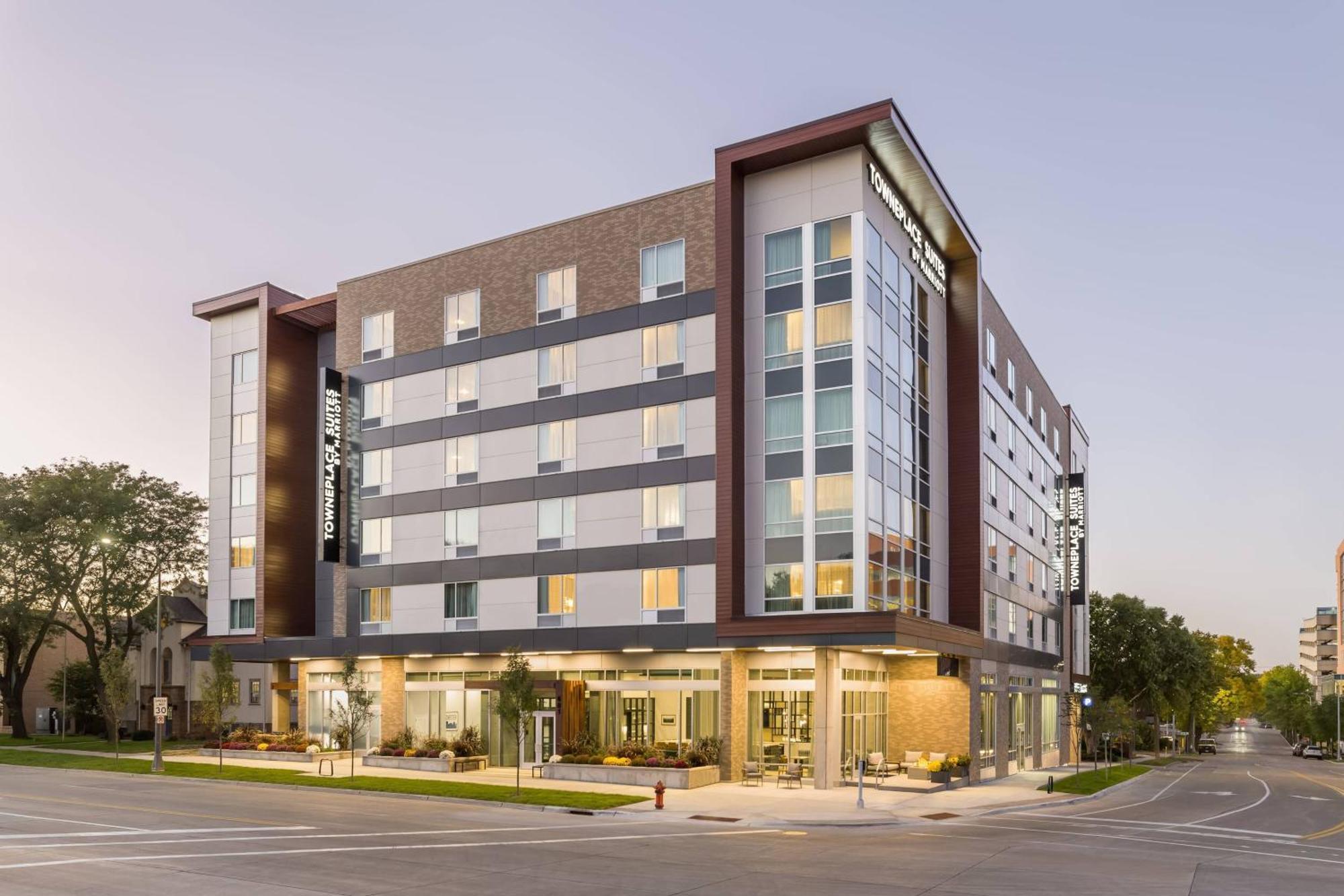 Towneplace Suites By Marriott Rochester Mayo Clinic Area Екстериор снимка